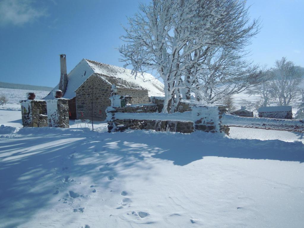 Le Francillon Les Estables Exterior foto