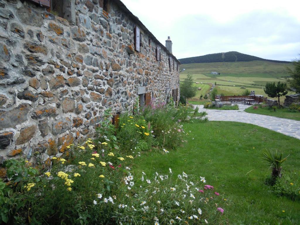 Le Francillon Les Estables Exterior foto